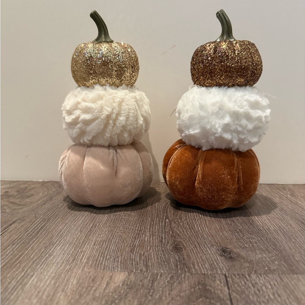 🍁 Pretty Cute Trio of Pumpkins Stack- Set of 2- NWT